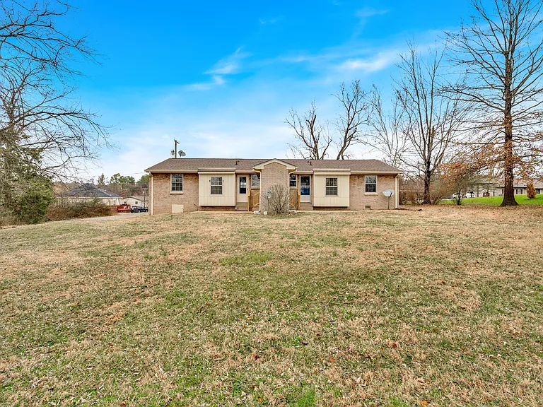 102 Jennings Dr #A — Photo 18