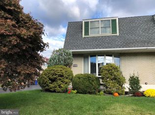 824 Hood Rd, Swarthmore, PA 19081