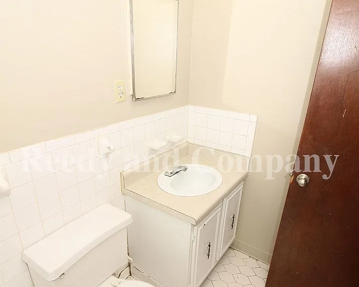 3385 Barbwood Dr — Photo 15