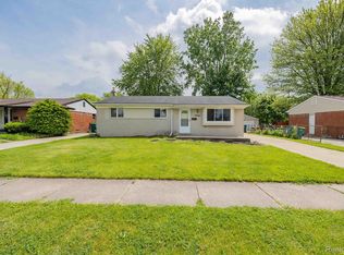 30419 Cherry Ave, Romulus, MI 48174