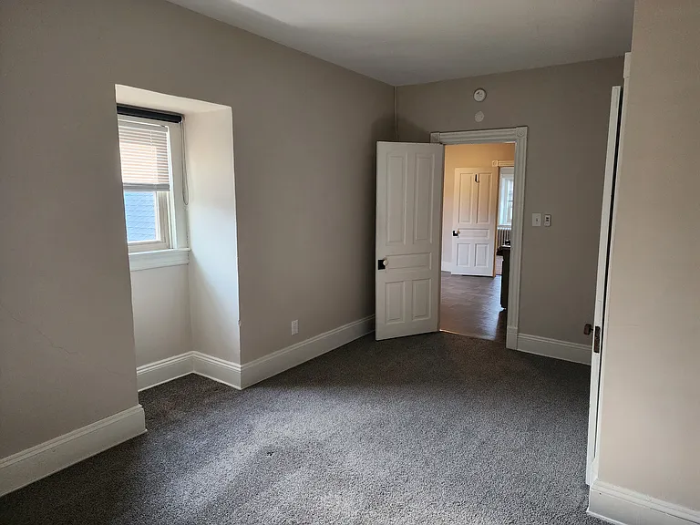 608 4th Ave #7 — Photo 5