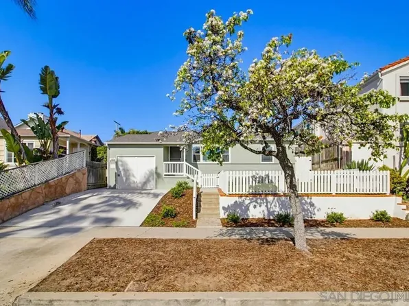 1852 Chalcedony St, San Diego, CA 92109