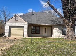 118 W Cedar Dr, Pond Creek, OK 73766