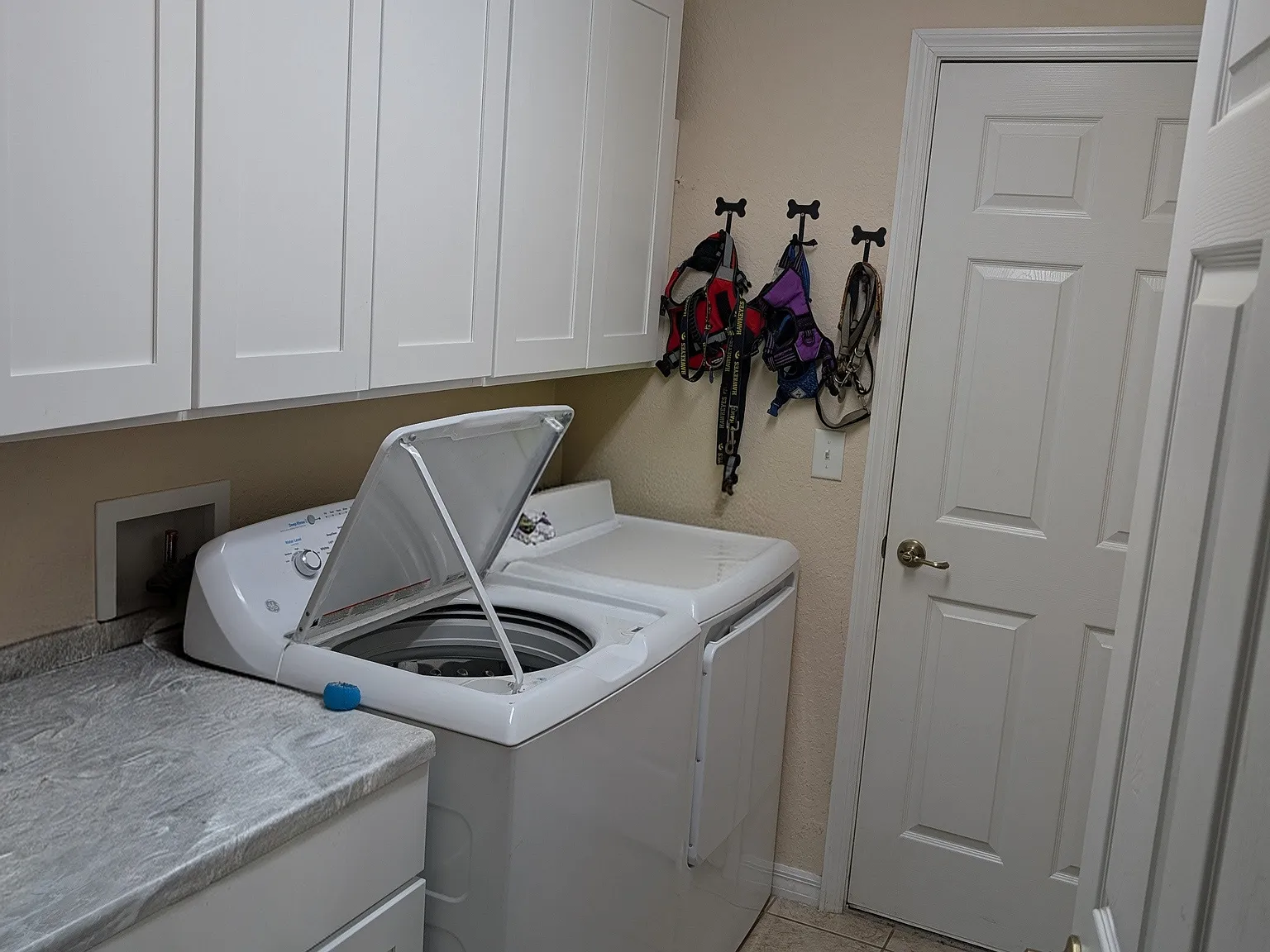 3 bed, 1330 sqft, $1,900 — Photo 4
