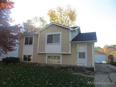1st image of 2447 Wenona Dr