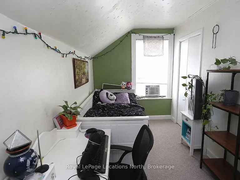 85 4th St W — Photo 5