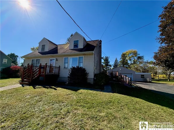 221 N 19th St, Olean, NY 14760