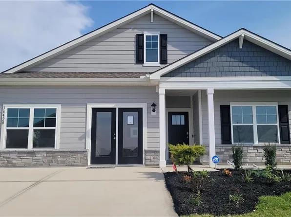 36420 W 102nd Pl, De Soto, KS 66018