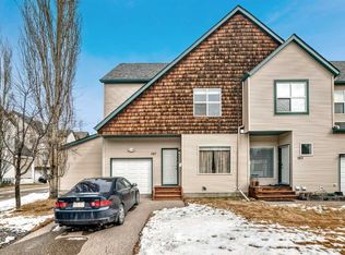 187 W Bridlewood Vw SW, Calgary, AB T2Y 3X7