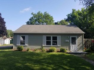 2105 Glenwood Ave, Rockford, IL 61103