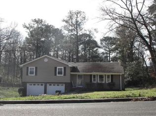 1026 Kings Forest Dr, Leeds, AL 35094