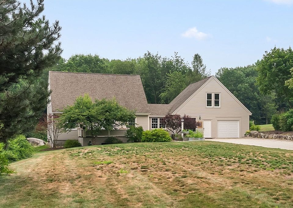 1st image of 292 Warren Rd