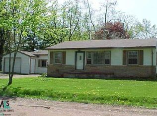682 Pleasant Rdg, Lake Orion, MI 48362