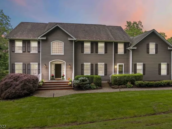 8 Forest Dr, Morris Twp., NJ 07960