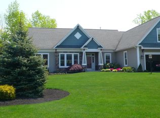 1121 Canopy Trl, Webster, NY 14580