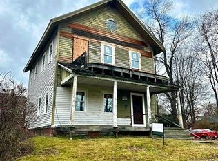 86-88 Conway St, Greenfield, MA 01301