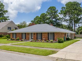 297 Lark Dr, Lafayette, LA 70508