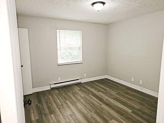 5th image of 2346 Willow St #4-7