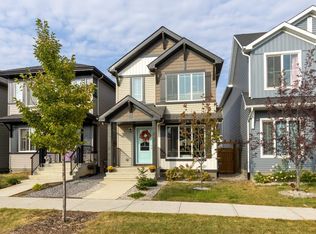 9836 226th St NW, Edmonton, AB T5T 7T8