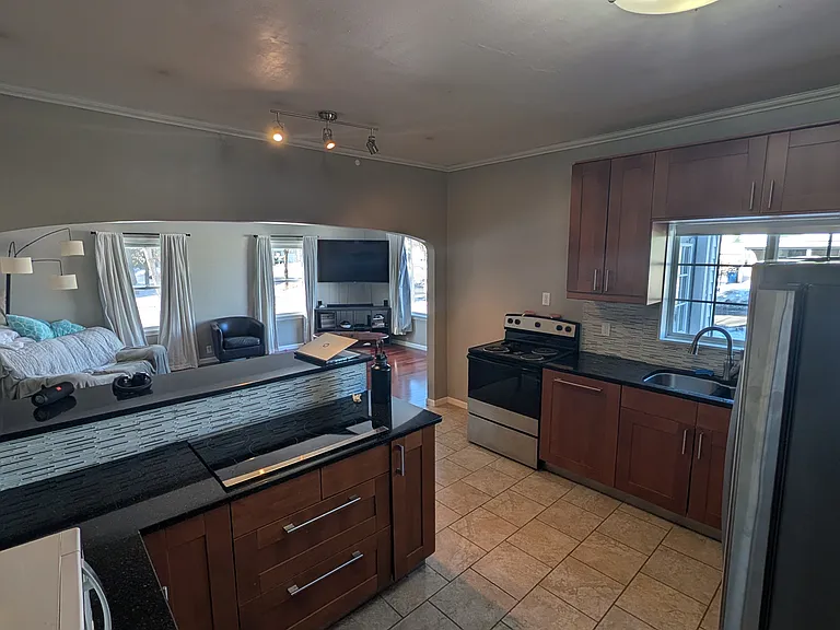 408 W Messenger St #3 — Photo 11