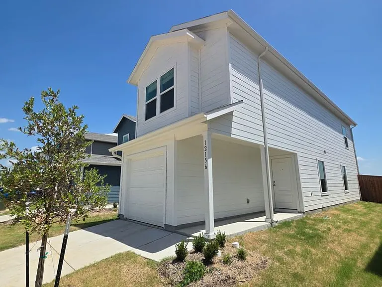 12156 Morgan Dr — Photo 4