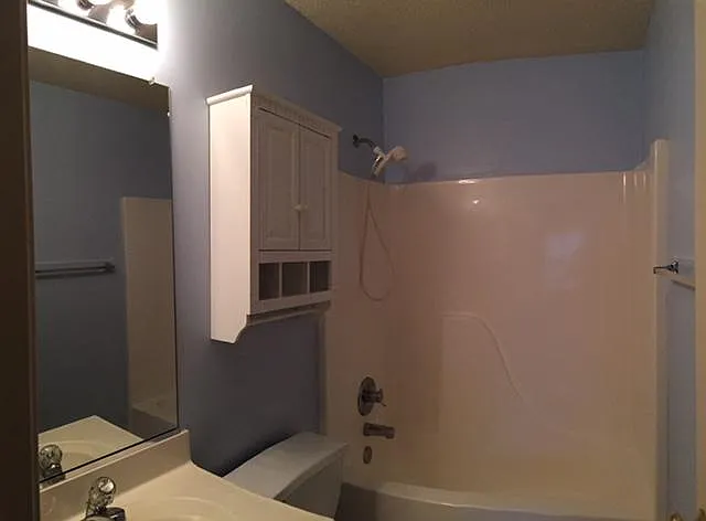15206 Fern Hollow Ct — Photo 12