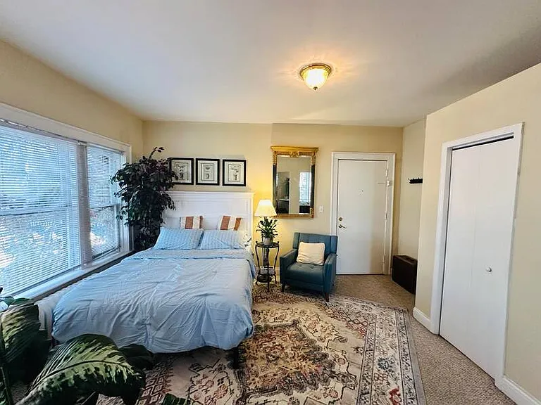 The Victoria Apartments — Photo 11