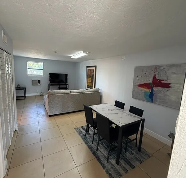 2535 Parkway St — Photo 9