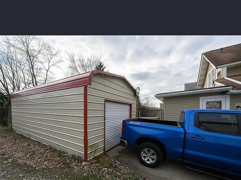 1850 Penthley Ave — Photo 8