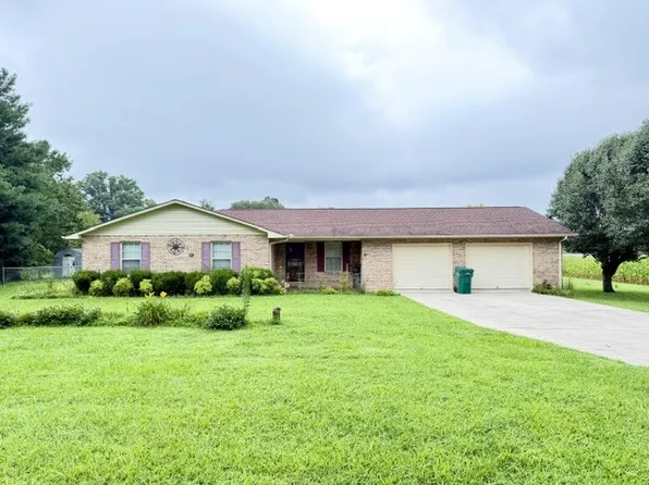 46 Woods Edge Rd, Winchester, TN 37398