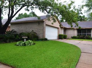 16710 Pebbleglen Dr, Houston, TX 77095