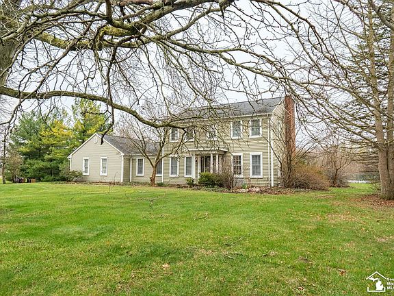 3rd image of 11763 Grafton Rd