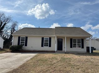 1402 Ardmore Dr, Greensboro, NC 27401