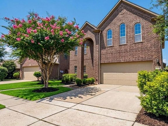 2nd image of 7042 Sliding Rock Cir