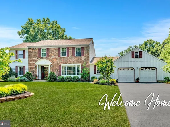 25 Highmont Dr, West Windsor, NJ 08550