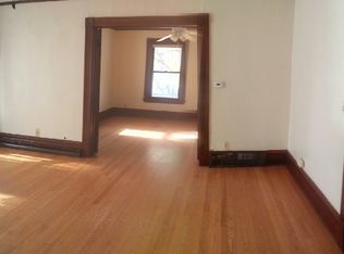 131 N Maple Ave #2, Elmhurst, IL 60126