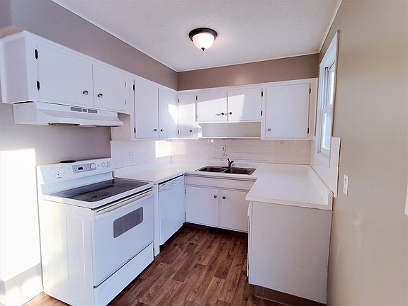 2nd image of 3304 N Osage St