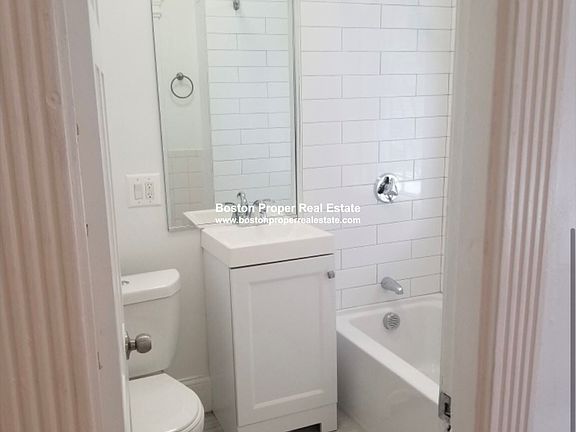 64 Hemenway #2 Boston - Fenway Unit Photo 4