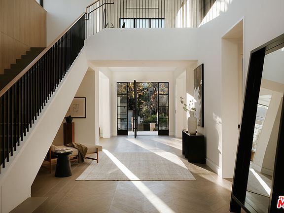 3rd image of 260 Homewood Rd