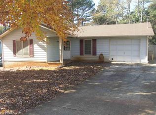 6109 Dorchester Dr, Rex, GA 30273