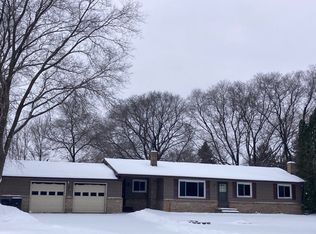 9656 Fawn Lake Dr NE, Stacy, MN 55079