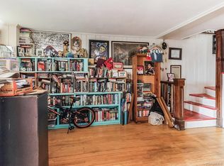 34 Union St, Norwich, CT 06360