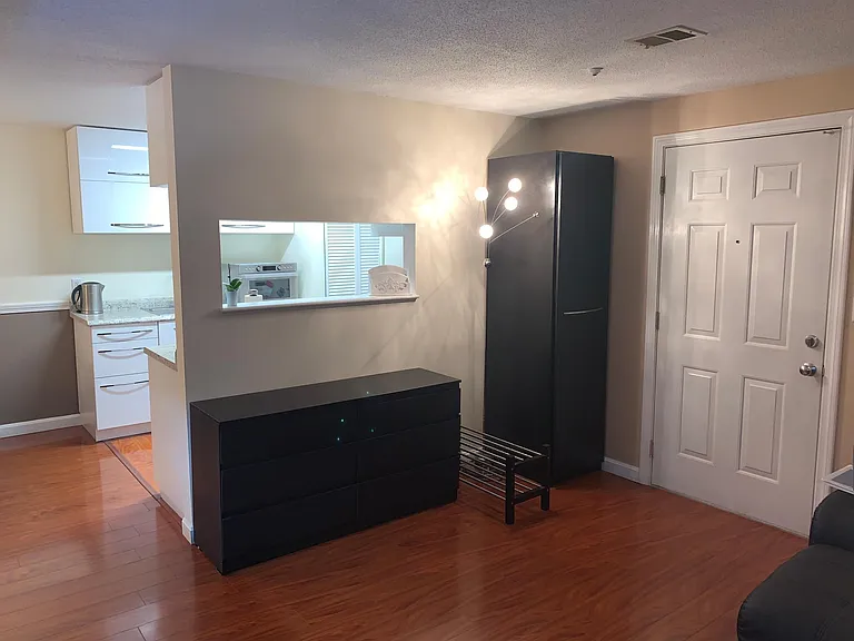 8 Walden Dr #16 — Photo 4