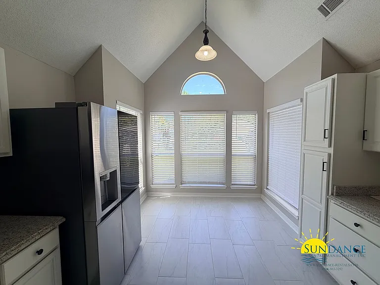 1897 Turnberry Ct — Photo 5