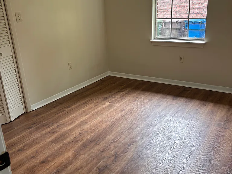 714 Monterrey Ln — Photo 8