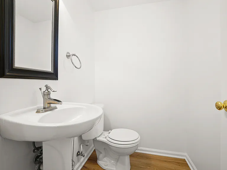 3603 Madison Ln — Photo 4
