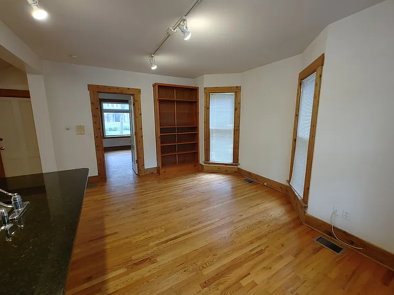 11 Thayer St #1 — Photo 10