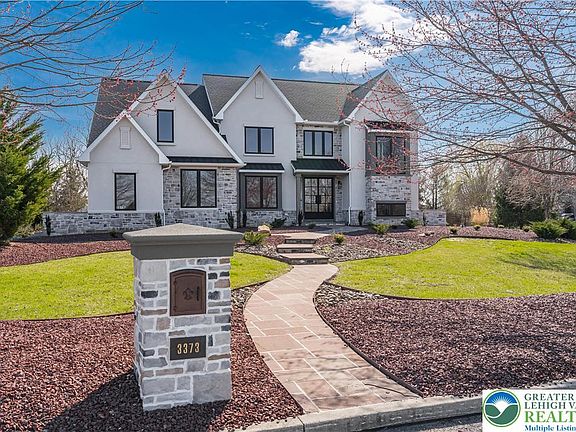3rd image of 3373 Rising Sun Ct