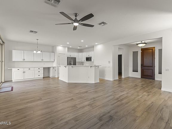 5th image of 22533 N ARRELLAGA Drive