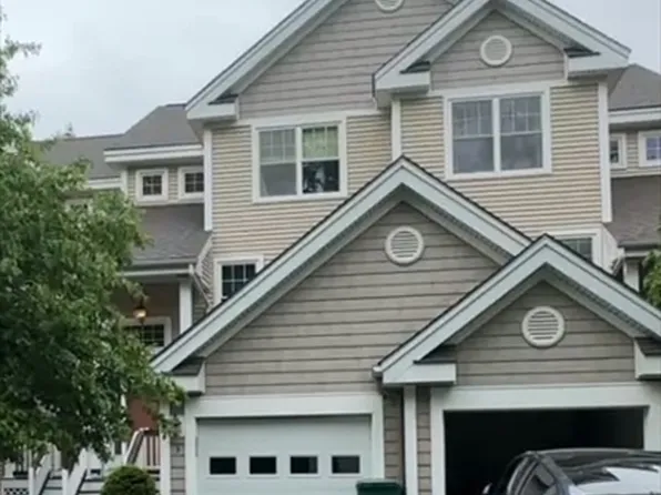 5 Lincoln Ln #5, North Grafton, MA 01536